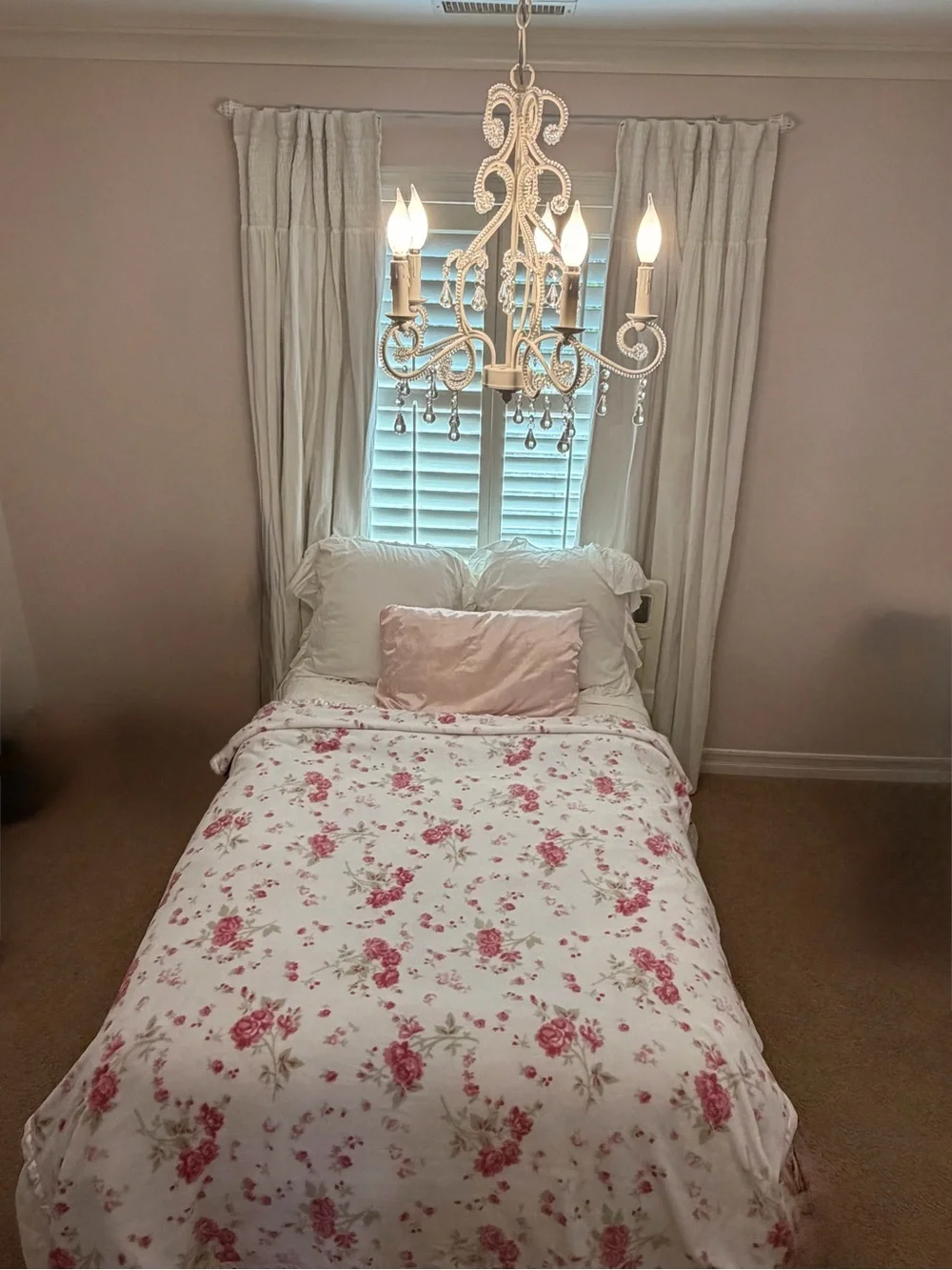 Simply Shabby Chic Pink Rose Floral Throw with Satin Trim